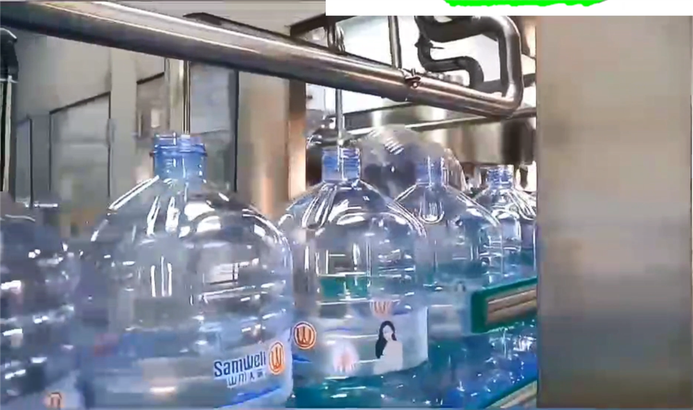 吉拓機械：5L和10L的水一次性桶裝水全自動一體機