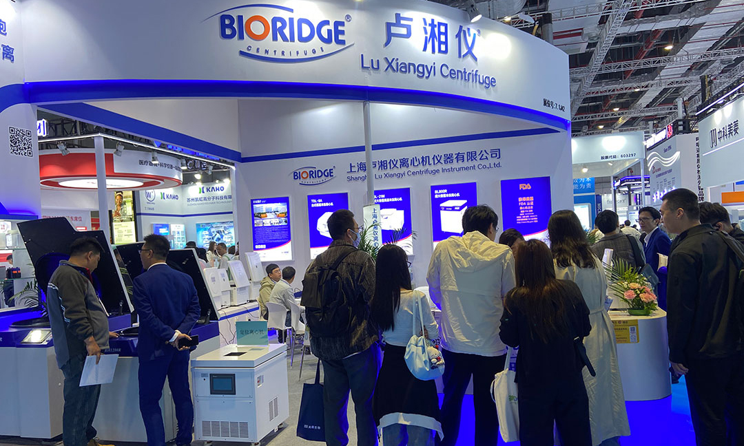 亮劍第93屆CMEF！盧湘儀四十余載鑄匠心，國(guó)產(chǎn)離心機(jī)圈粉海內(nèi)外客商