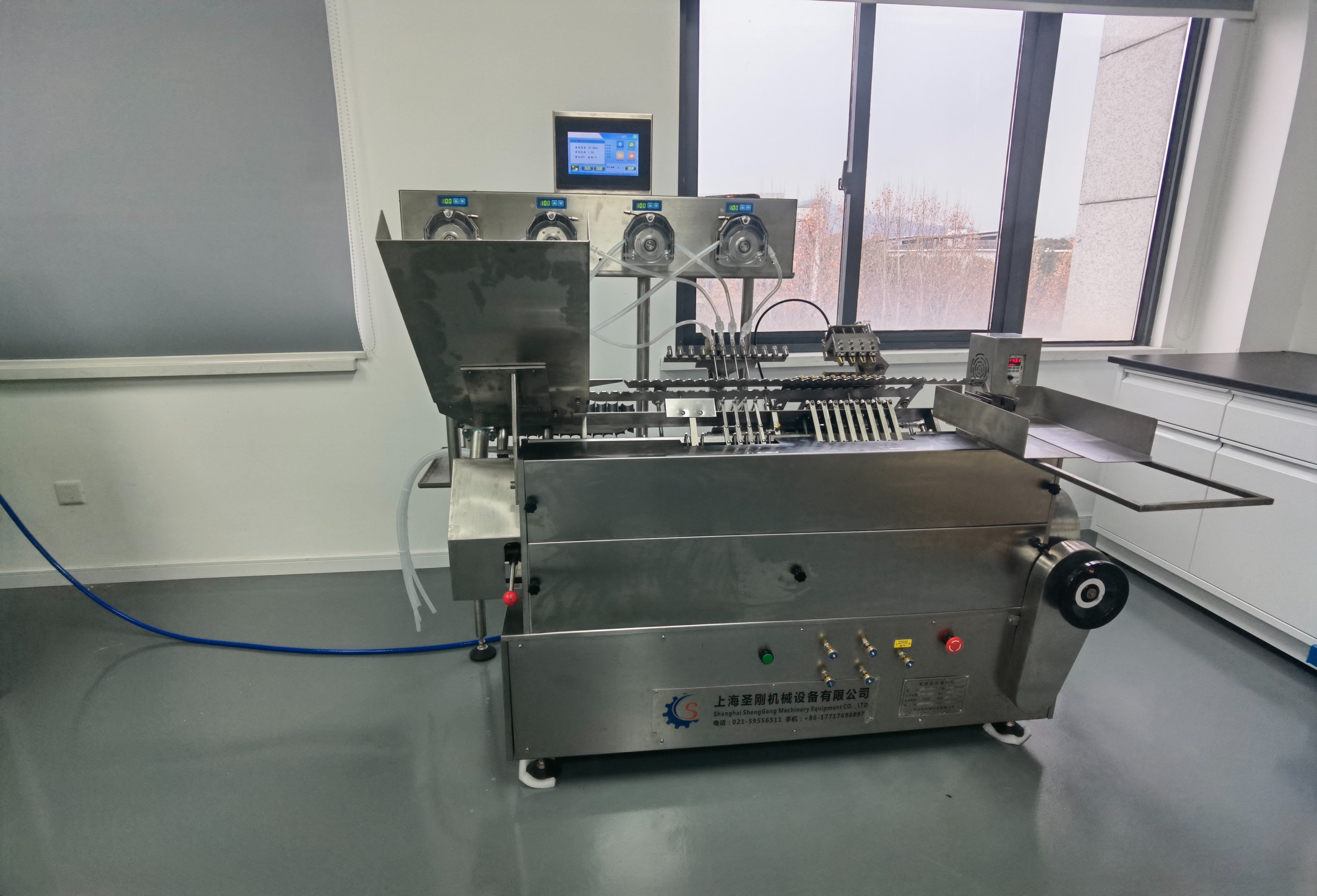 适配多规格安瓿瓶：灌装封口机柔性化调整技术